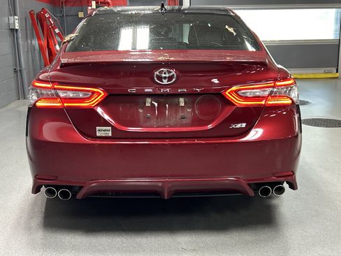 Used 2018 Toyota Camry XSE w/ Driver Assist Package FWD image 6