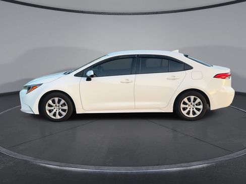 Used 2022 Toyota Corolla LE FWD image 5