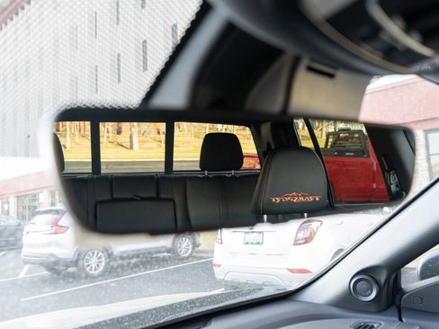 Used 2025 Honda Ridgeline TrailSport image 23