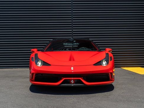 Used 2015 Ferrari 458 Speciale Coupe RWD image 6