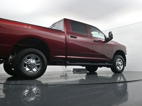 Used 2024 RAM 2500 Tradesman w/ Chrome Appearance Group AWD/4WD image 29