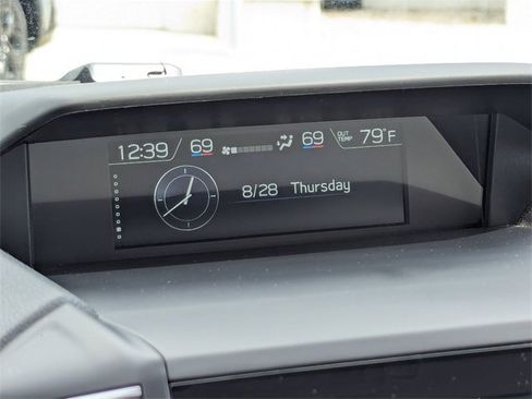 Used 2023 Subaru Forester Limited image 16