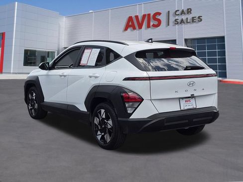 Used 2025 Hyundai Kona SEL FWD image 9