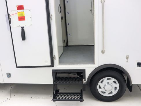 Used 2023 Ford E-350 and Econoline 350 Super Duty w/ Power Windows & Locks Group RWD image 13