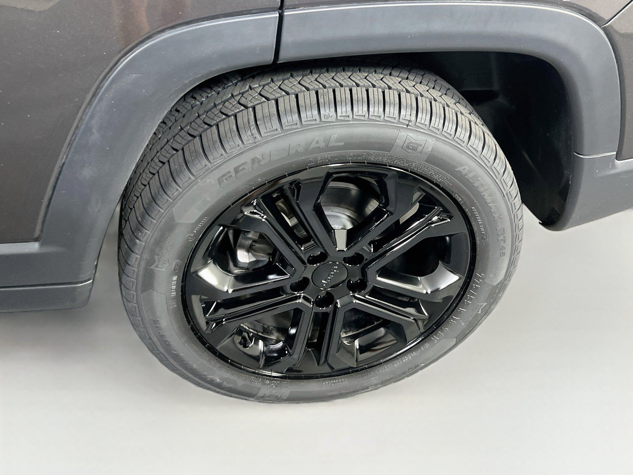 Used 2023 Jeep Compass Limited AWD/4WD image 29