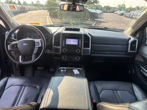 Used 2019 Ford Expedition Platinum AWD/4WD image 27