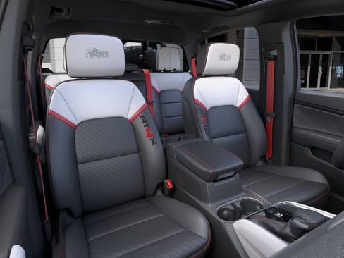 New 2026 GMC Canyon AT4X w/ AT4X AEV Edition AWD/4WD image 17