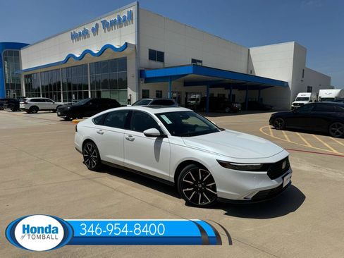 New 2026 Honda Accord Hybrid Touring image 1
