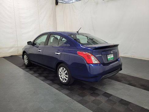 Used 2019 Nissan Versa SV FWD image 5