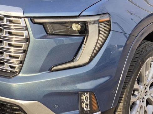 New 2026 GMC Acadia Denali w/ Super Cruise Package image 6