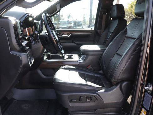 Used 2024 Chevrolet Silverado 3500 High Country w/ High Country Premium Package AWD/4WD image 27