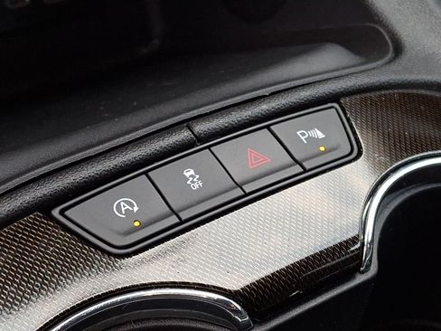 Used 2023 GMC Acadia AT4 AWD/4WD image 26