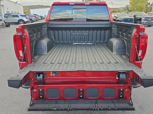 New 2026 GMC Sierra 1500 SLT w/ SLT Premium Plus Package image 5