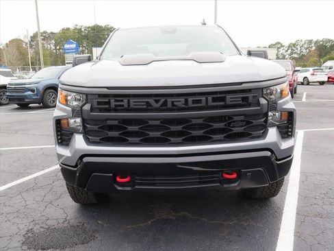 Used 2023 Chevrolet Silverado 1500 Custom Trail Boss w/ LPO, Dark Essentials Package image 9