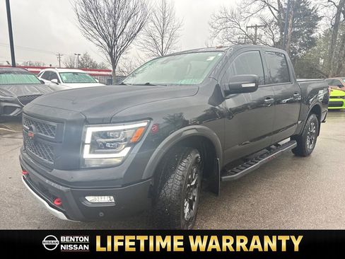 Certified 2022 Nissan Titan PRO-4X w/ Pro-4x Convenience Package image 4