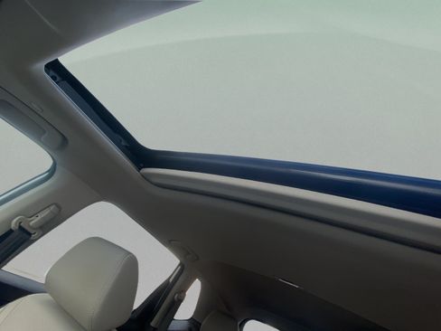 Used 2023 Honda CR-V EX image 25