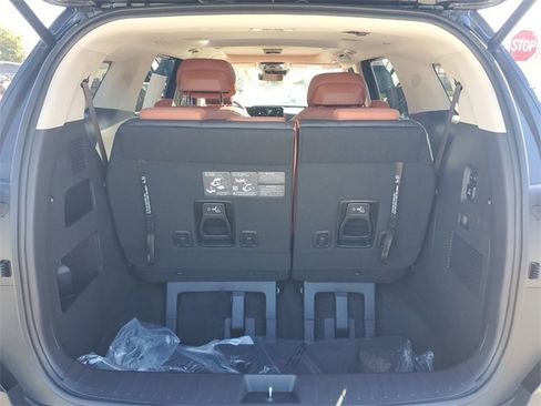 New 2026 Kia Carnival SX Prestige image 14