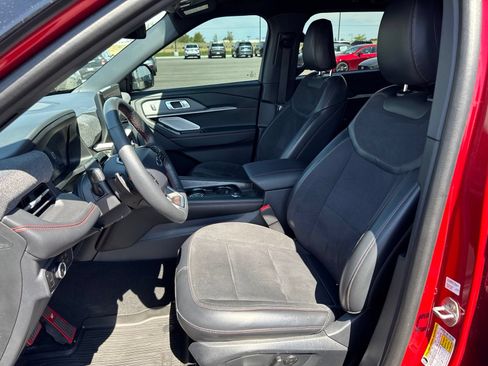 Used 2025 Ford Explorer ST w/ Sun And Sound Package AWD/4WD image 9