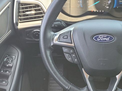 Used 2023 Ford Edge SEL AWD/4WD image 15