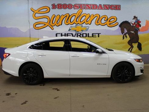 Used 2024 Chevrolet Malibu LT w/ Sport Edition FWD image 1