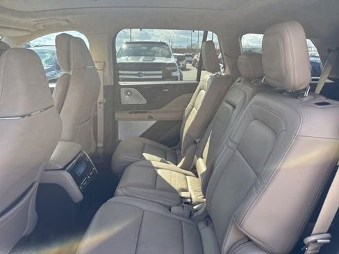 Used 2022 Lincoln Aviator Reserve w/ Equipment Group 201A image 22