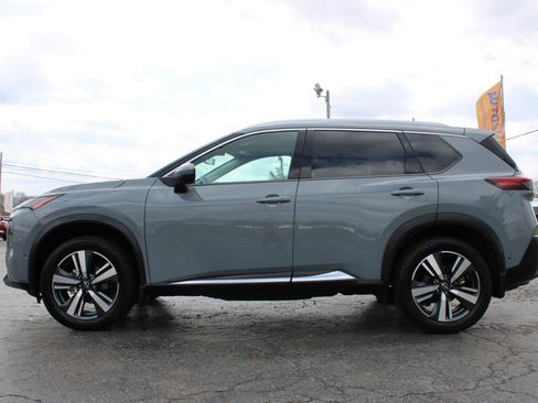 Used 2022 Nissan Rogue SL w/ SL Premium Package image 12