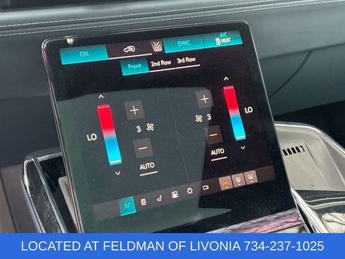 Used 2025 Cadillac Escalade IQ Luxury 2 w/ LPO, Premium Carpet Package AWD/4WD image 17