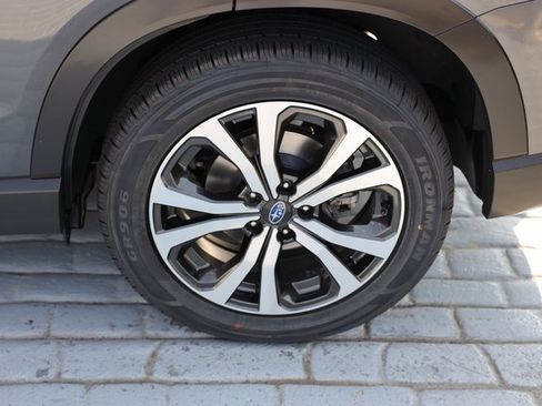Used 2020 Subaru Forester Limited image 63