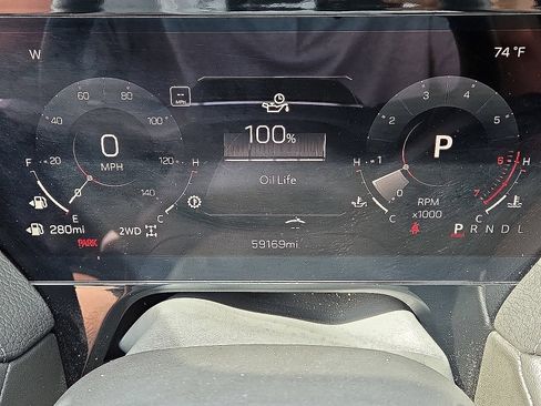 Used 2025 GMC Yukon XL Denali AWD/4WD image 28