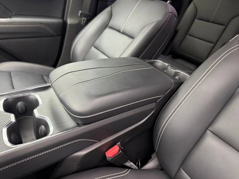 Used 2024 GMC Acadia Elevation w/ Trailering Package FWD image 25