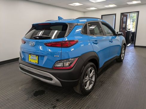 Used 2023 Hyundai Kona SEL w/ Cargo Package AWD/4WD image 4