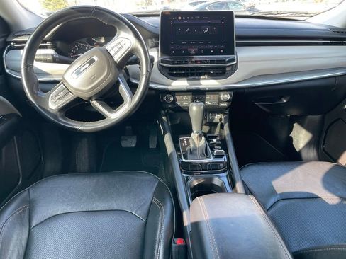 Used 2022 Jeep Compass Limited image 10