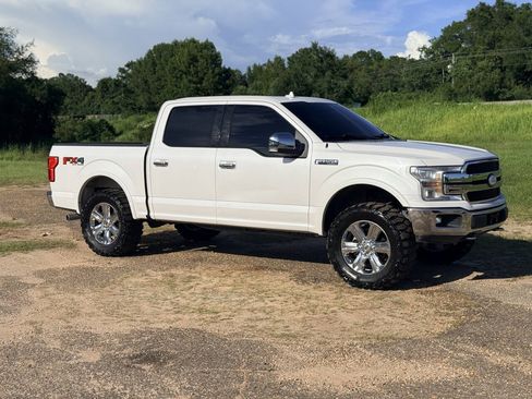Used 2018 Ford F150 Lariat w/ Equipment Group 502A Luxury AWD/4WD image 7