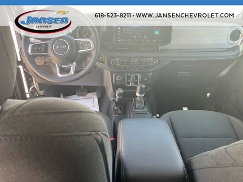 Used 2024 Jeep Wrangler Unlimited Sahara w/ Dual Top Group AWD/4WD image 20