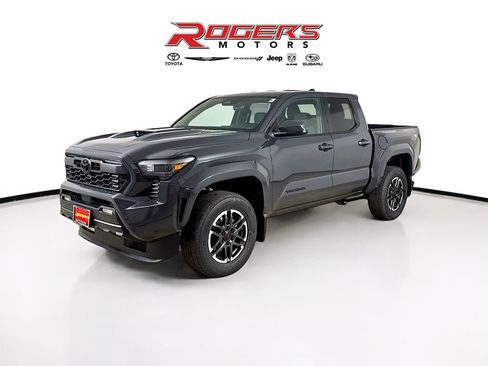 New 2026 Toyota Tacoma TRD Sport image 3