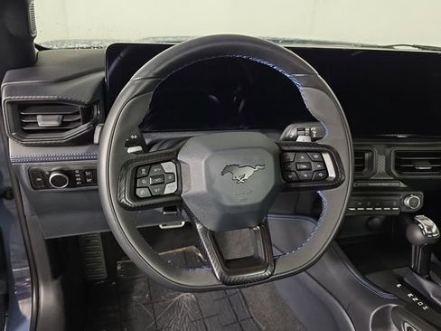 Used 2025 Ford Mustang Dark Horse image 12