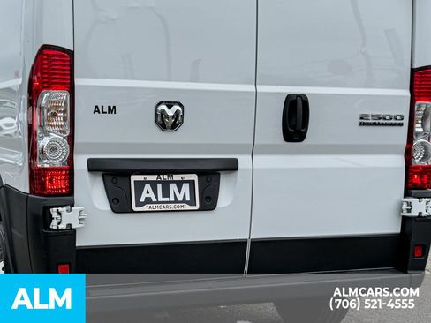 Used 2023 RAM ProMaster 2500 FWD image 6
