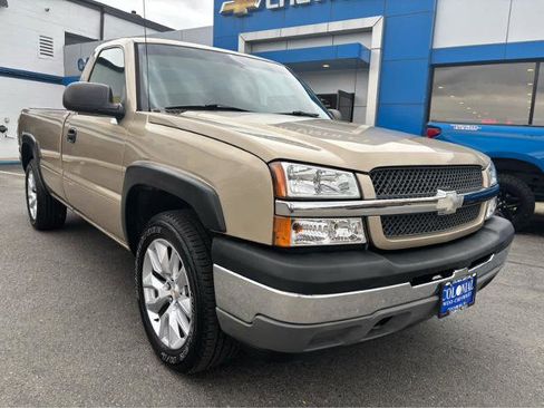 Used 2005 Chevrolet Silverado 1500 LS w/ Light Duty Power Package AWD/4WD image 18