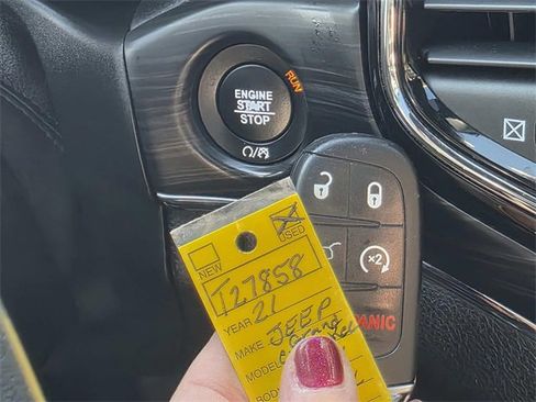 Used 2021 Jeep Grand Cherokee Limited w/ Quick Order Package 28K 80th image 21