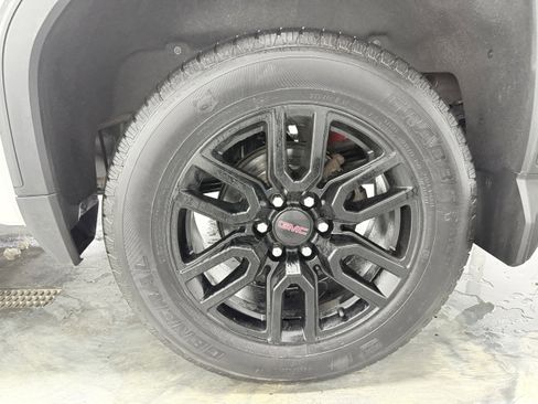 Used 2020 GMC Sierra 1500 Elevation image 27