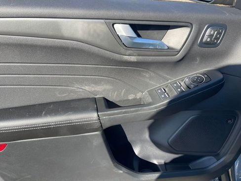 New 2025 Ford Escape Active w/ Active Premium Tech Pack image 7