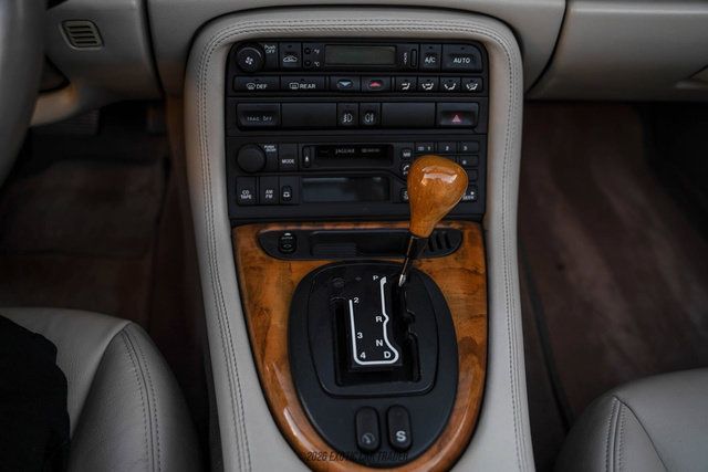 Used 2000 Jaguar XK8 Convertible RWD image 36