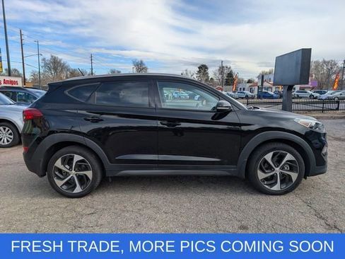 Used 2016 Hyundai Tucson Sport image 2