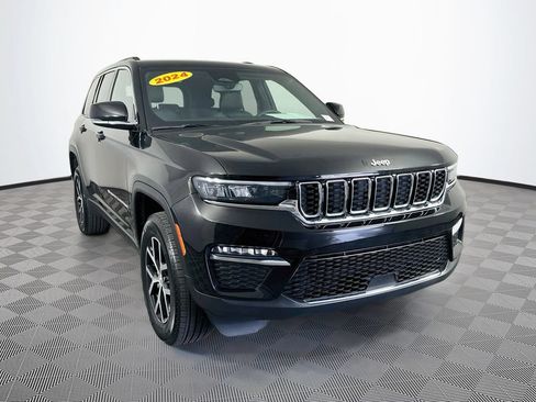 Certified 2024 Jeep Grand Cherokee Limited AWD/4WD image 2
