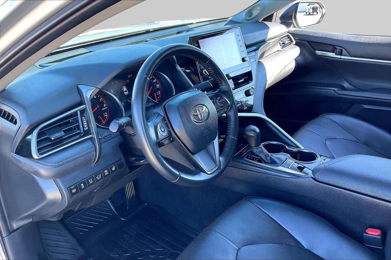 Used 2024 Toyota Camry XSE w/ Navigation Package FWD image 18