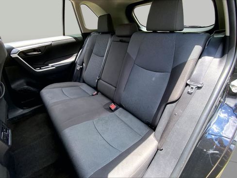 Used 2024 Toyota RAV4 XLE FWD image 19
