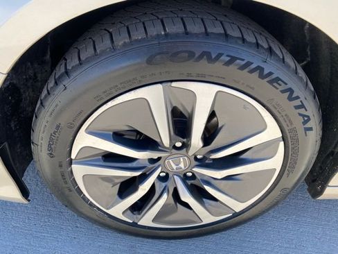 Used 2019 Honda Accord Hybrid image 24