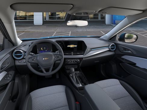 New 2026 Chevrolet Trax LT FWD image 16