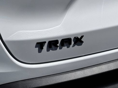 New 2026 Chevrolet Trax RS w/ Driver Confidence Package FWD image 24