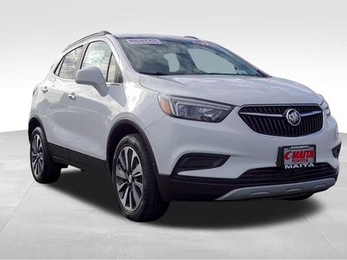 Used 2021 Buick Encore Preferred AWD/4WD image 1